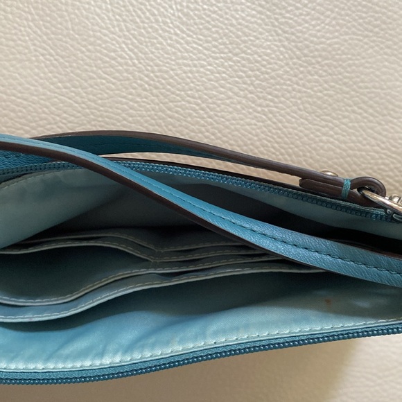 Coach Wristlet - Picture 3 of 9